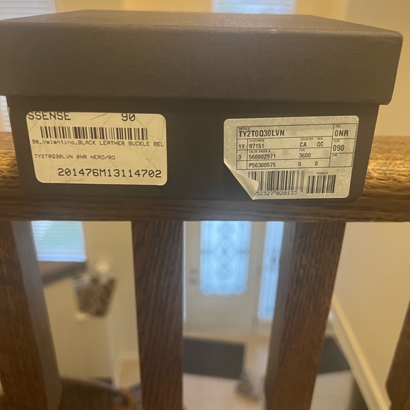 Valentino black leather belt size 090 - Picture 3 of 7